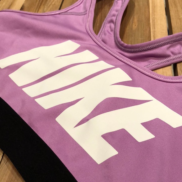basically NEW lavender Nike sports bra - Picture 3 of 3